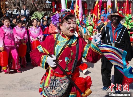 图为慕容古寨祭酒典现场。陈宗淇 摄