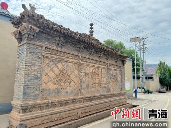 图为清真寺照壁。潘雨洁 摄